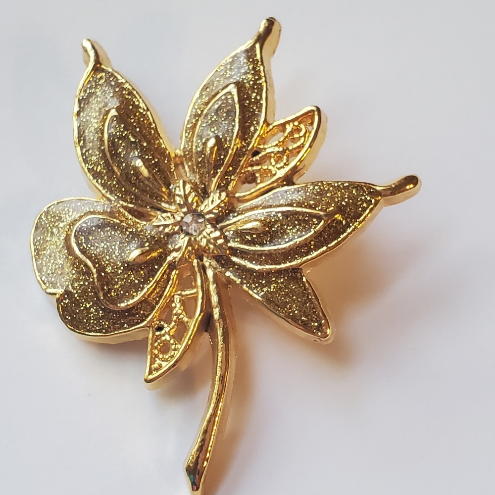 Vintage Enamel Rhinestone Flower Leaf Brooch